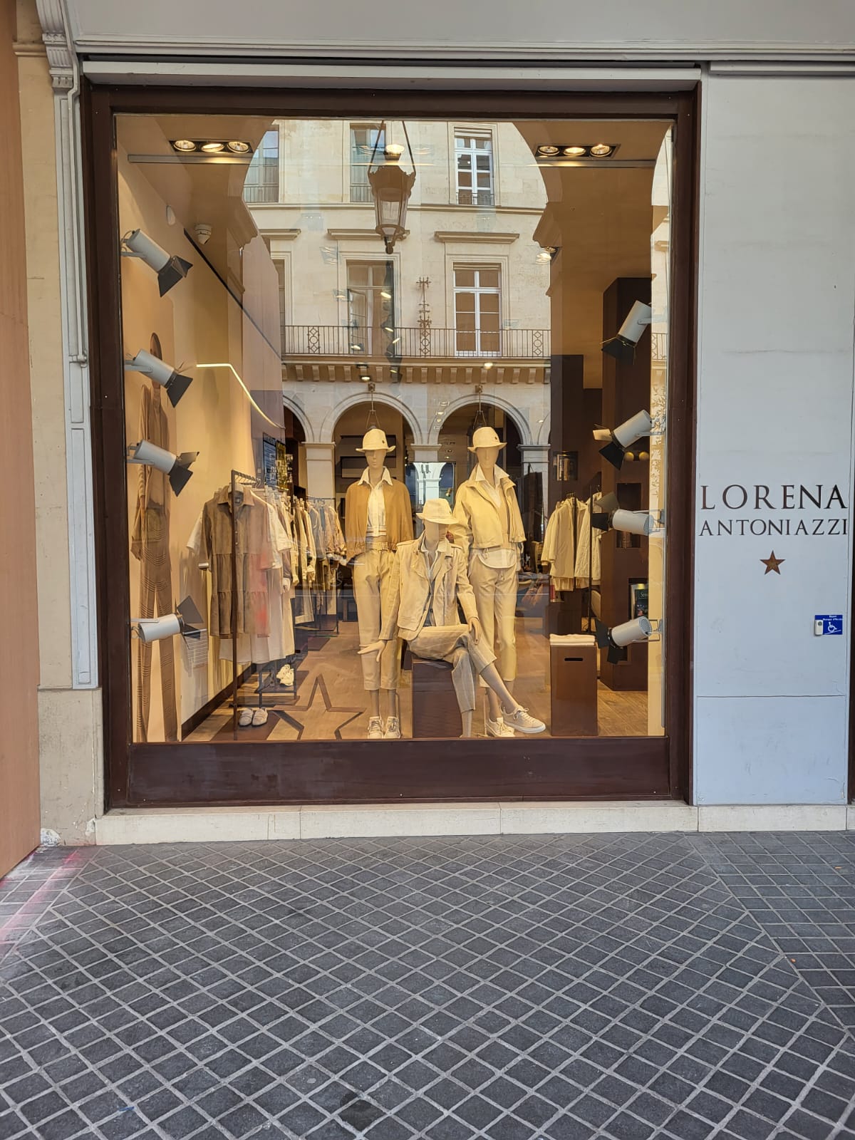 WhatsApp Image 2023-12-14 at 16.20.33